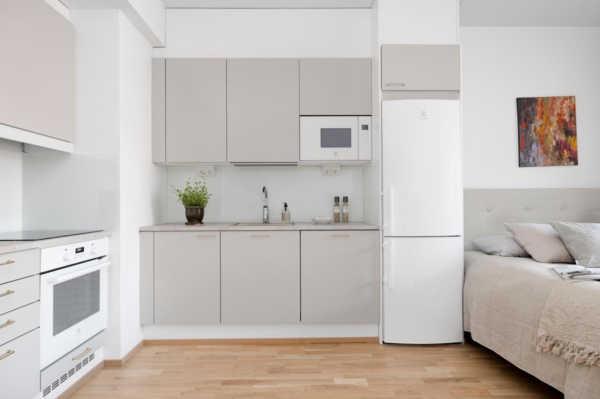 Apartment 2br Design 400 M From Train Station Tikkurila
