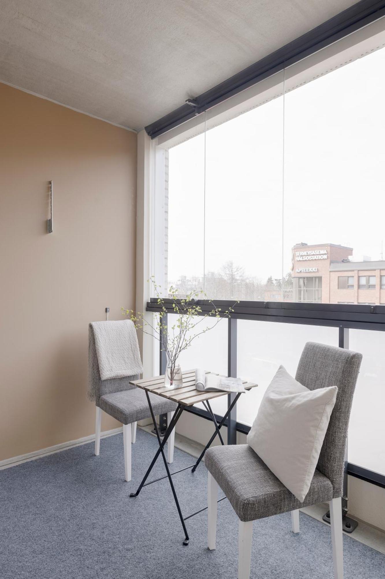 2br Design 400 M From Train Station Tikkurila *
